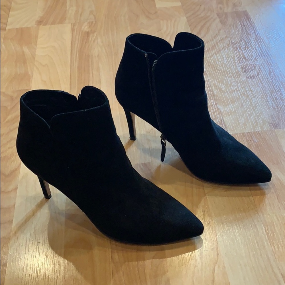 Halogen Mariella blank pointed ankle boots